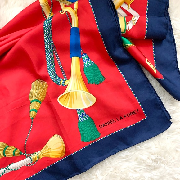 Daniel La Foret Designer Silk Scarf - Picture 4 of 16